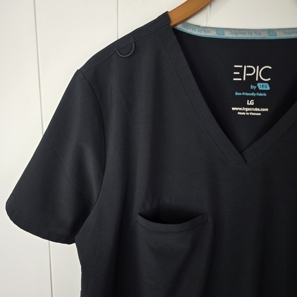 EPIC by irg scrubs Black Scrub Top Size Large - Picture 3 of 8
